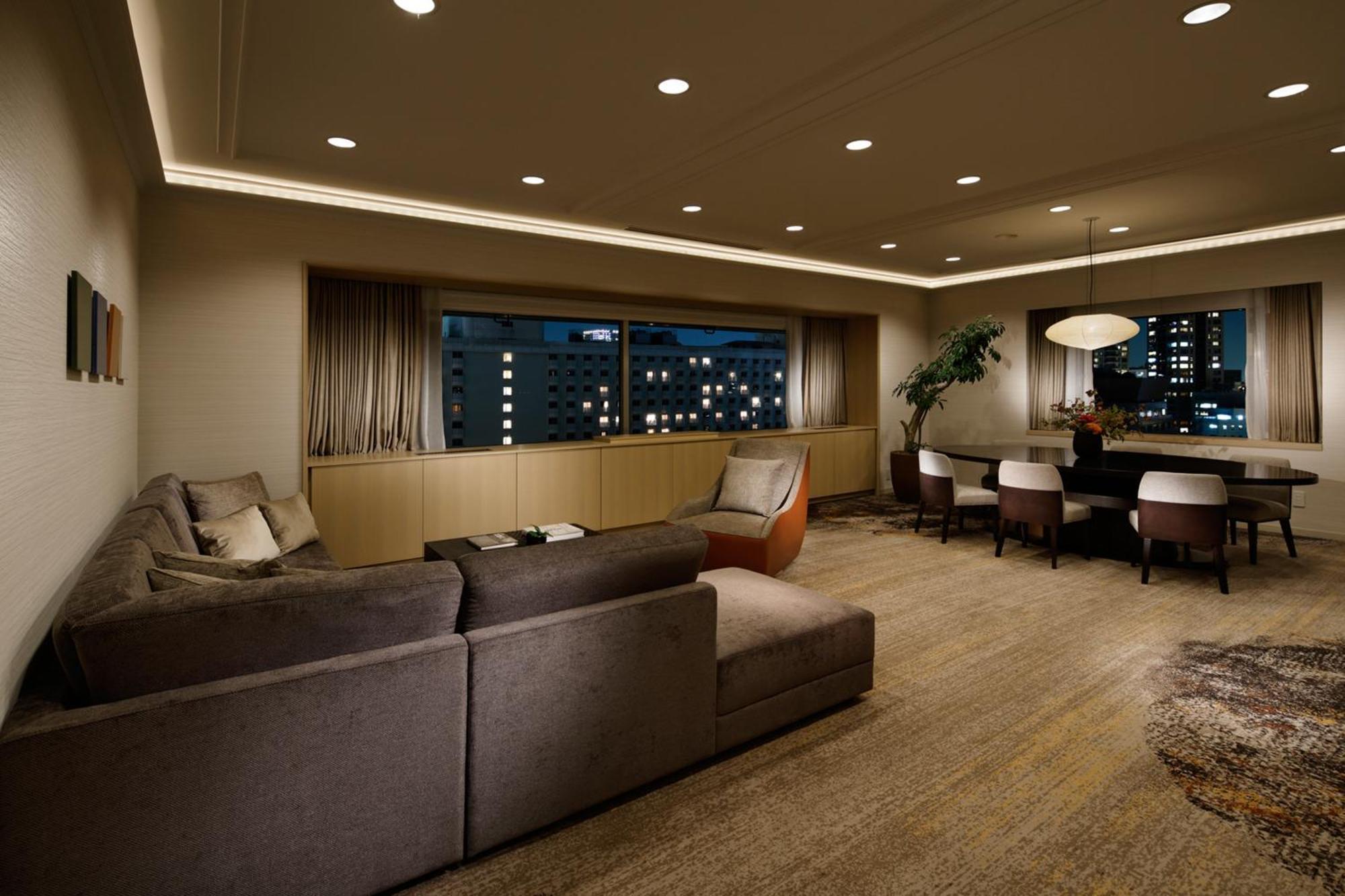 Grand Prince Hotel Takanawa Tokyo Esterno foto A living room with indirect lighting